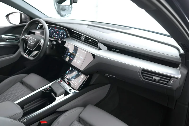 Audi e-tron 23
