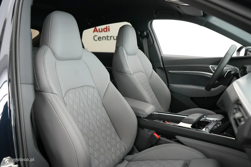 Audi e-tron 25