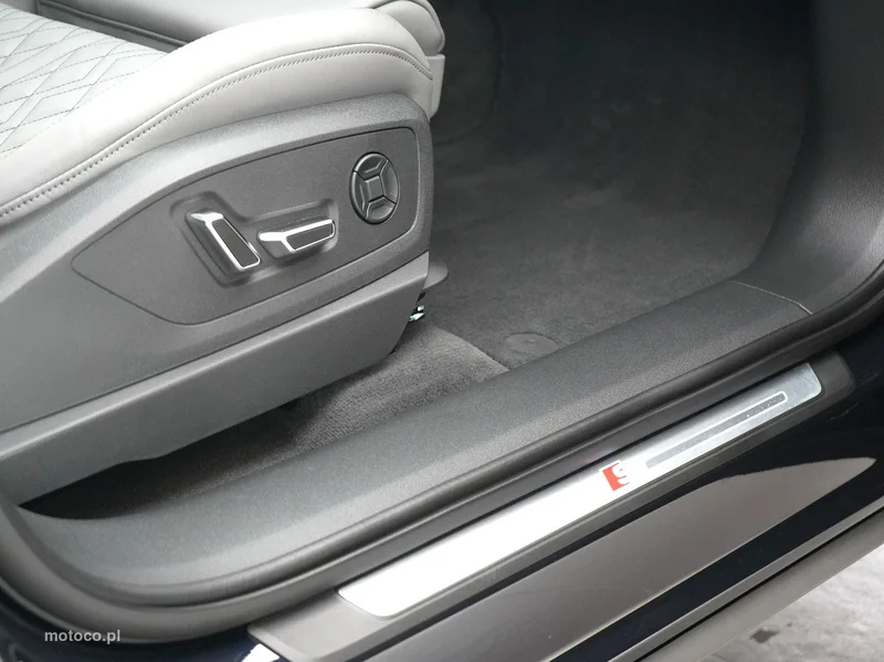 Audi e-tron 26