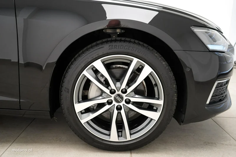 Audi A6 C8 12