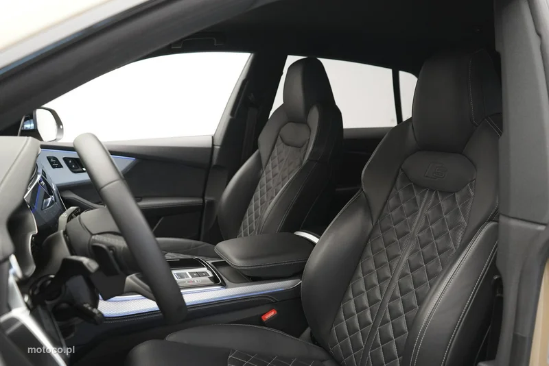 Audi Q8 4M 19