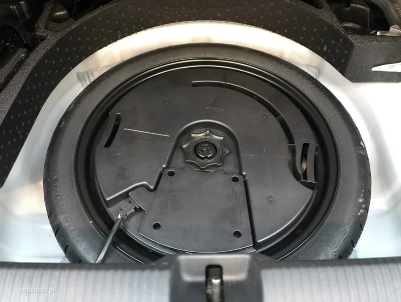 Audi Q2 12