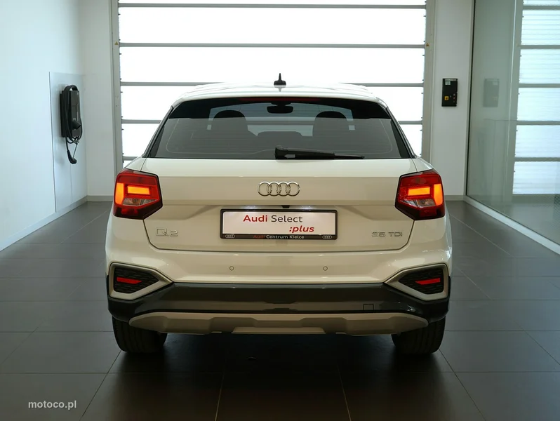 Audi Q2 3