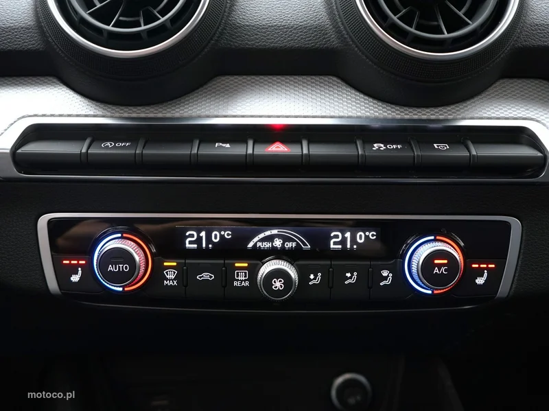 Audi Q2 21