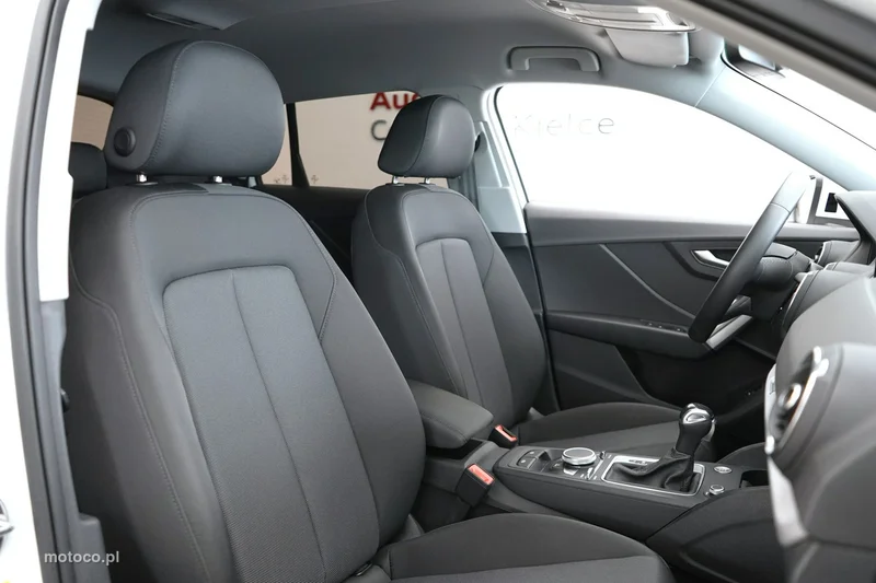 Audi Q2 28