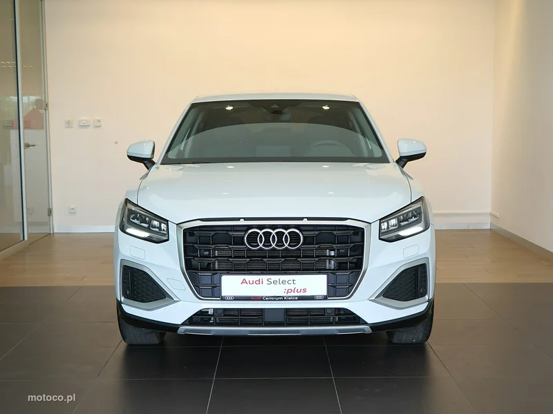 Audi Q2 6