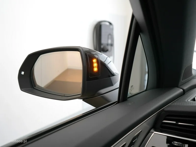 Audi Q7 4M 23
