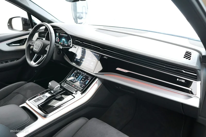 Audi Q7 4M 26