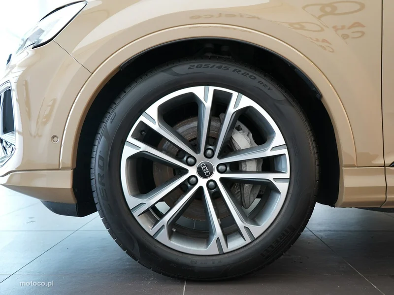 Audi Q7 4M 7