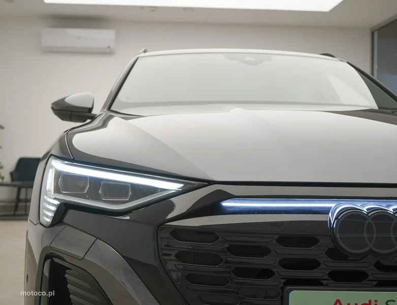 Audi Q8 e-tron 8