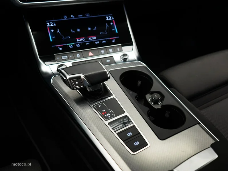 Audi A6 C8 28