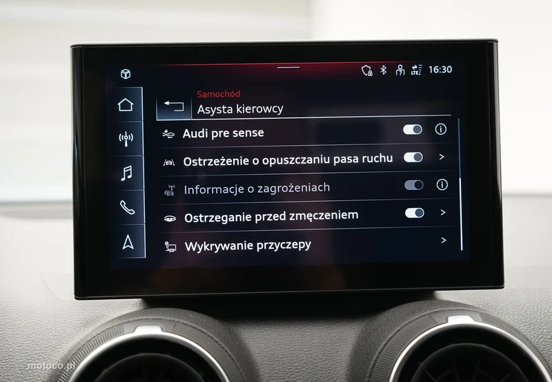 Audi Q2 28