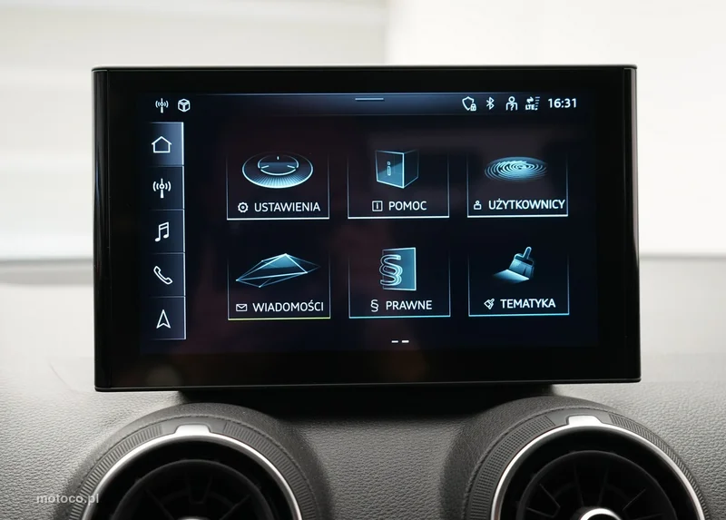 Audi Q2 29