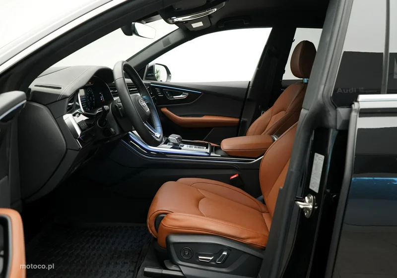Audi Q8 4M 16