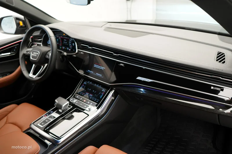 Audi Q8 4M 26