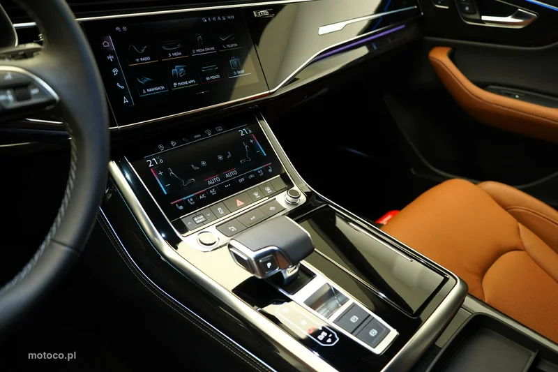 Audi Q8 4M 36