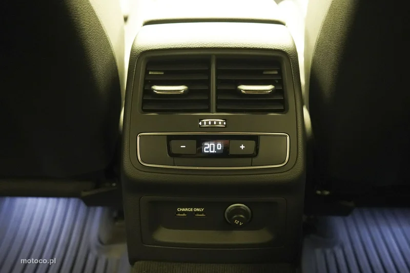 Audi A4 B9 30