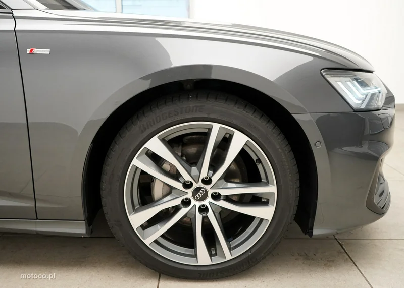 Audi A6 C8 11