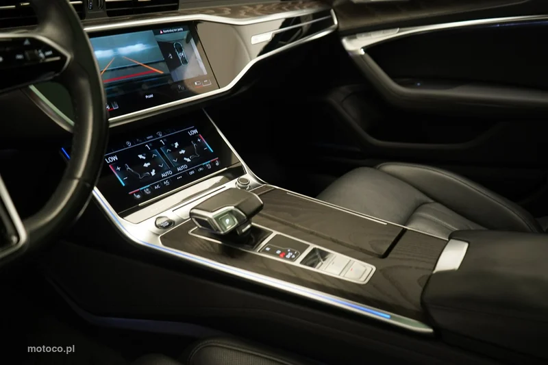 Audi A6 C8 26