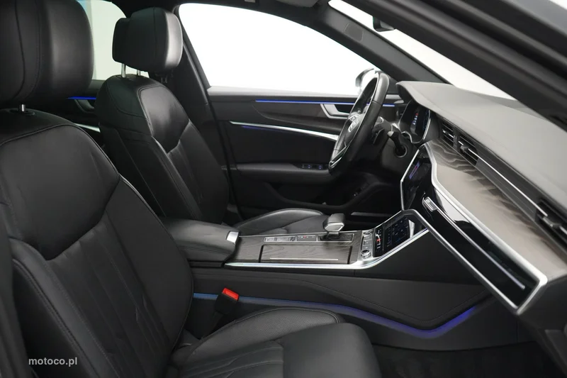 Audi A6 C8 28