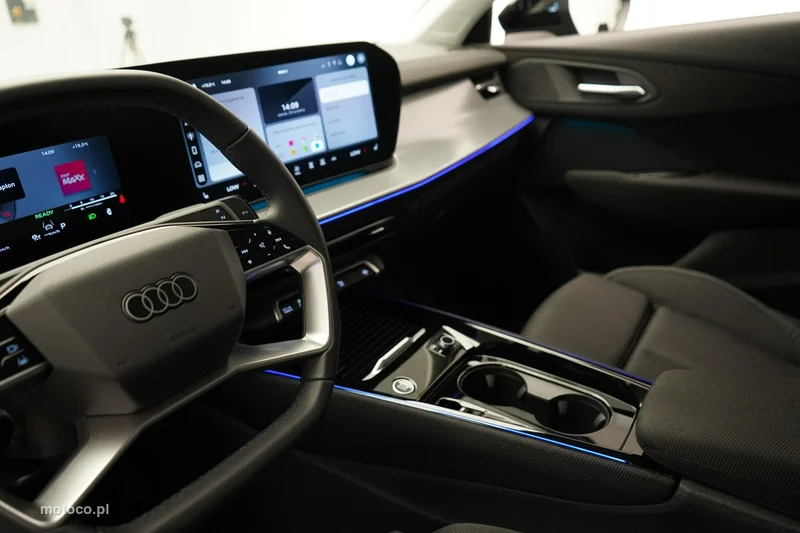 Audi Q3 F3 14