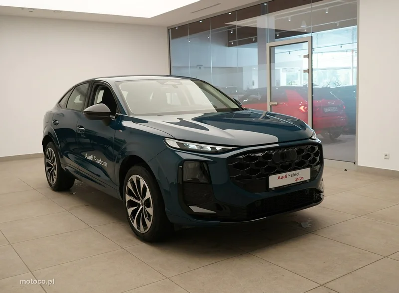 Audi Q3 F3 9