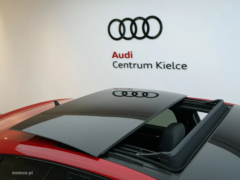 Audi Q3 F3 12