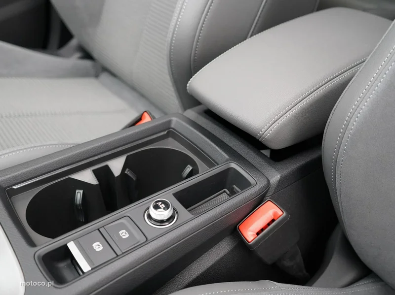 Audi Q3 F3 18