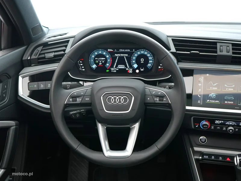 Audi Q3 F3 21