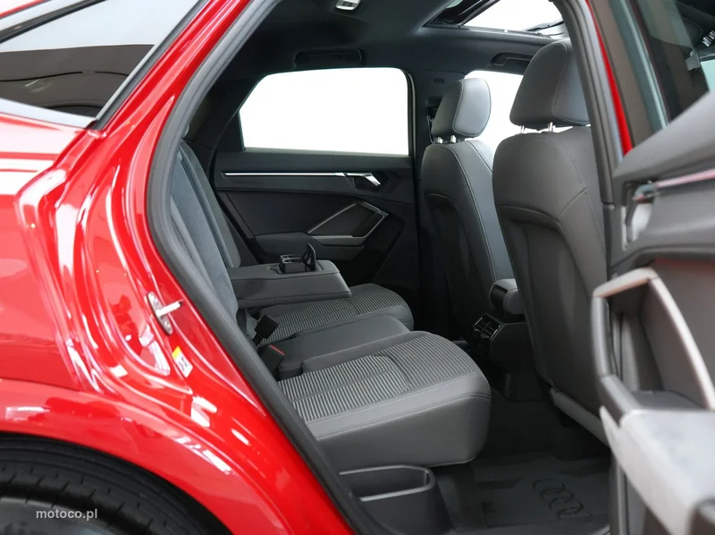 Audi Q3 F3 31