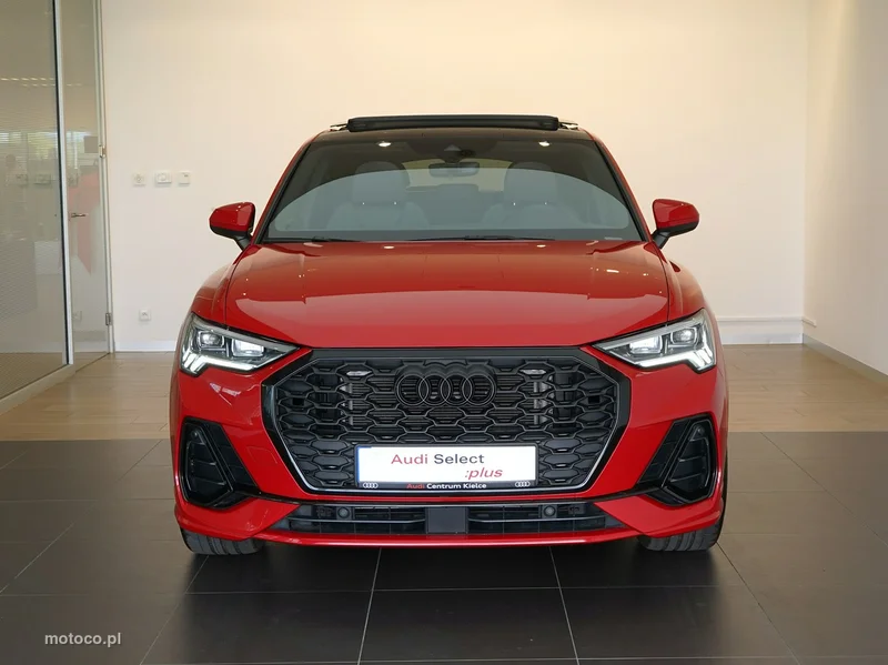 Audi Q3 F3 5