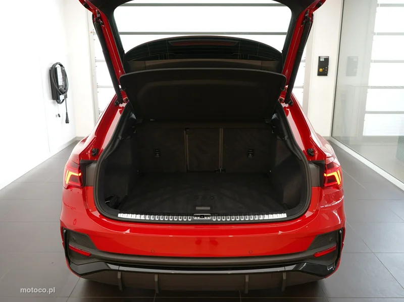 Audi Q3 F3 9