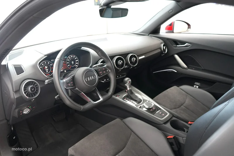 Audi TT 8S 15