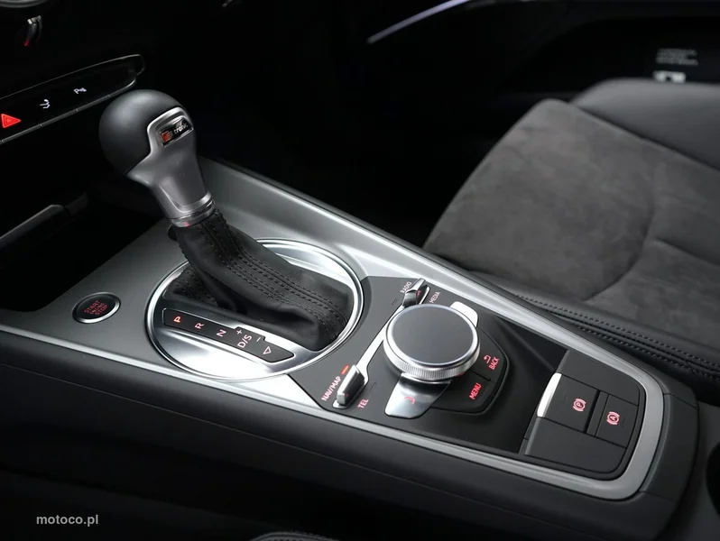 Audi TT 8S 17