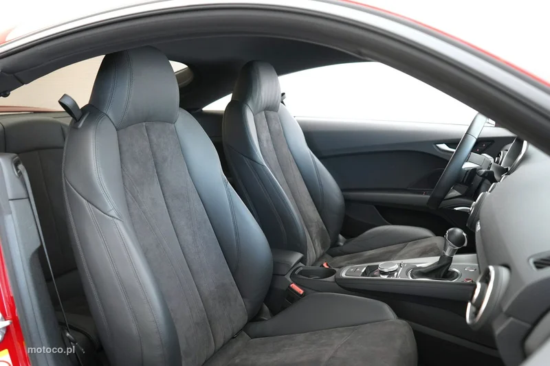 Audi TT 8S 27