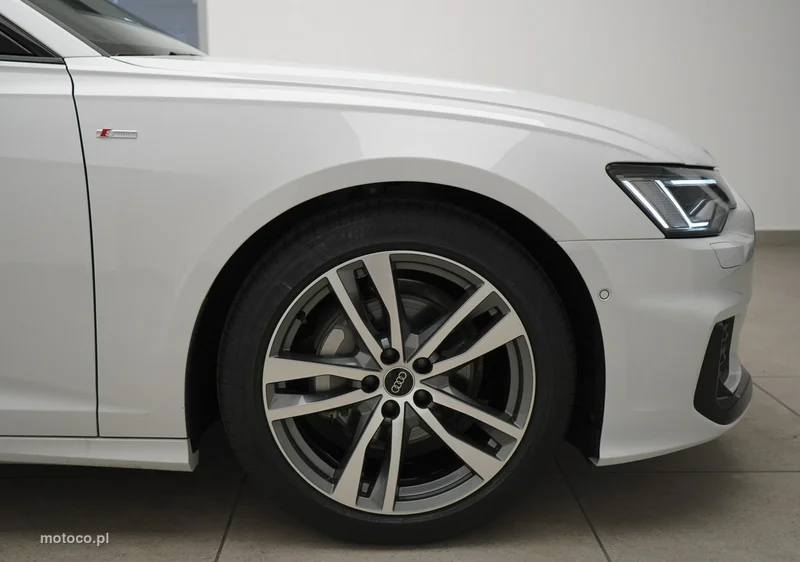 Audi A6 C8 11