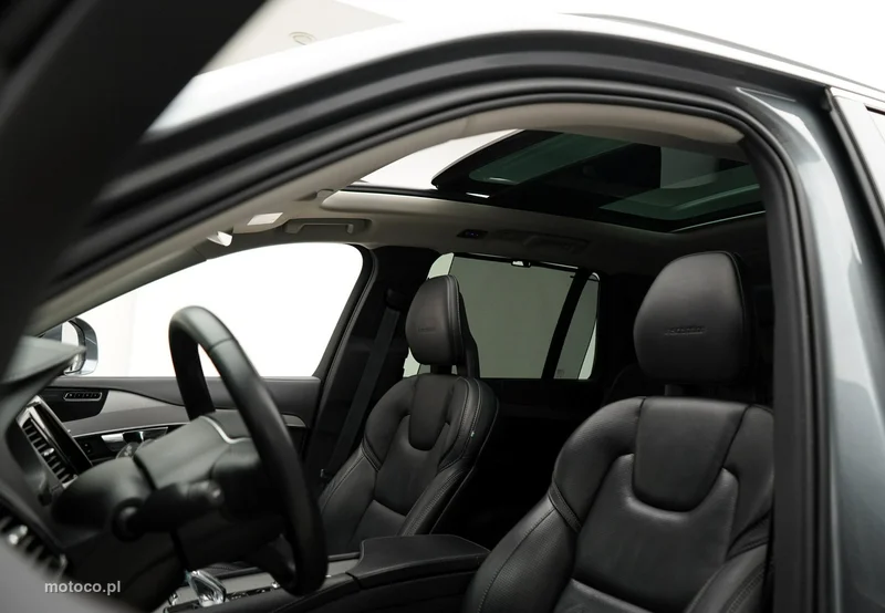 Volvo XC 90 16