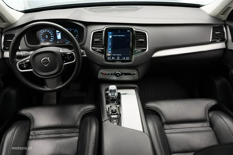 Volvo XC 90 21