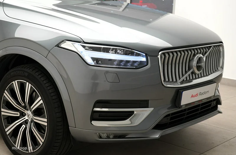 Volvo XC 90 7