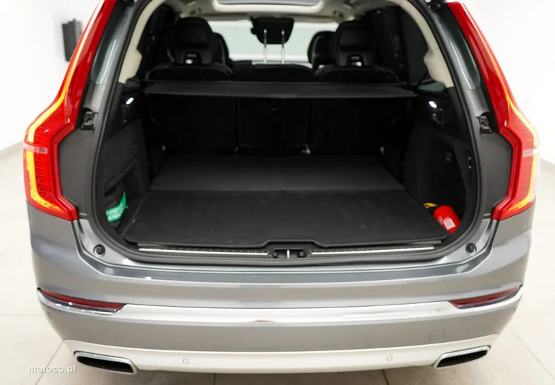 Volvo XC 90 10