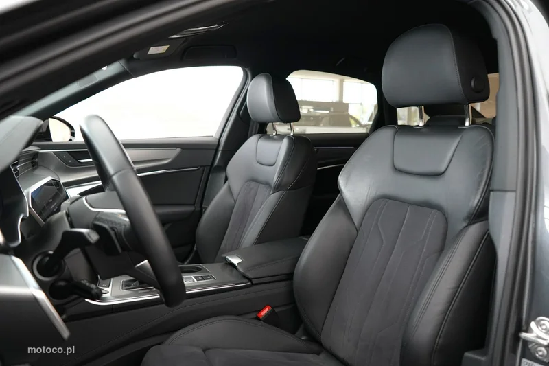 Audi A6 C8 12