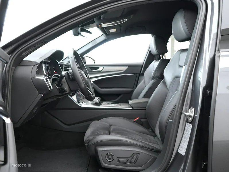 Audi A6 C8 13