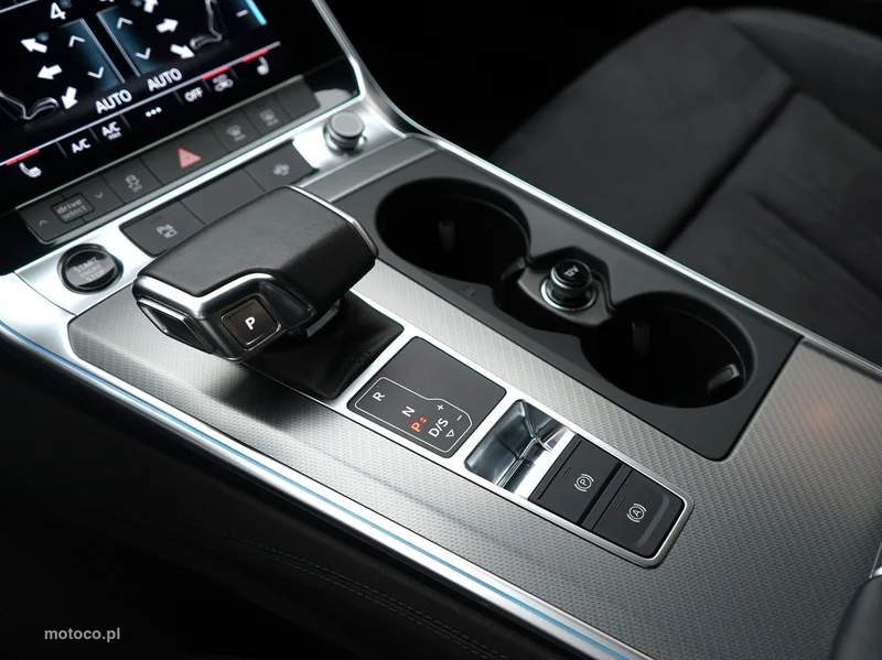 Audi A6 C8 16