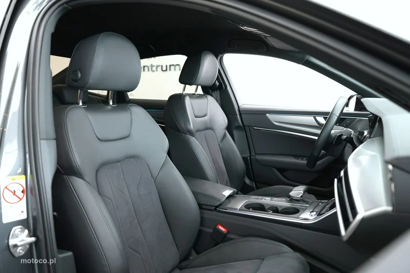 Audi A6 C8 28