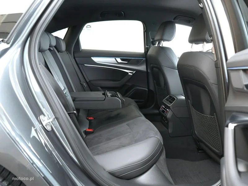Audi A6 C8 30