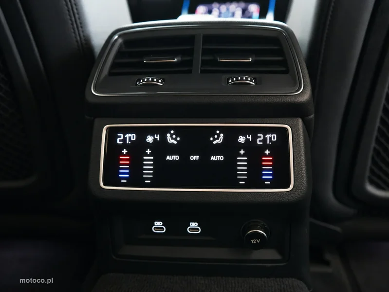 Audi A6 C8 31