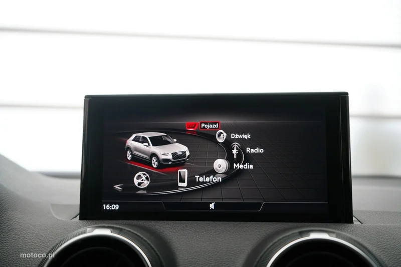 Audi Q2 29