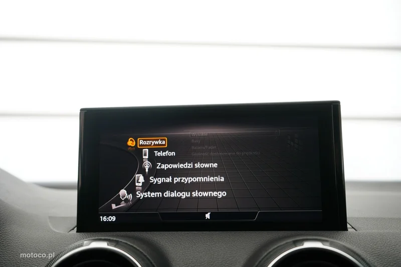 Audi Q2 31