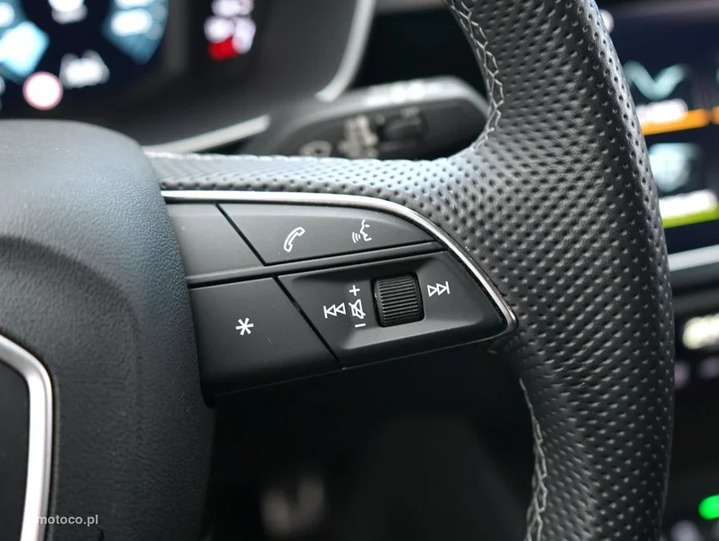 Audi Q3 F3 16