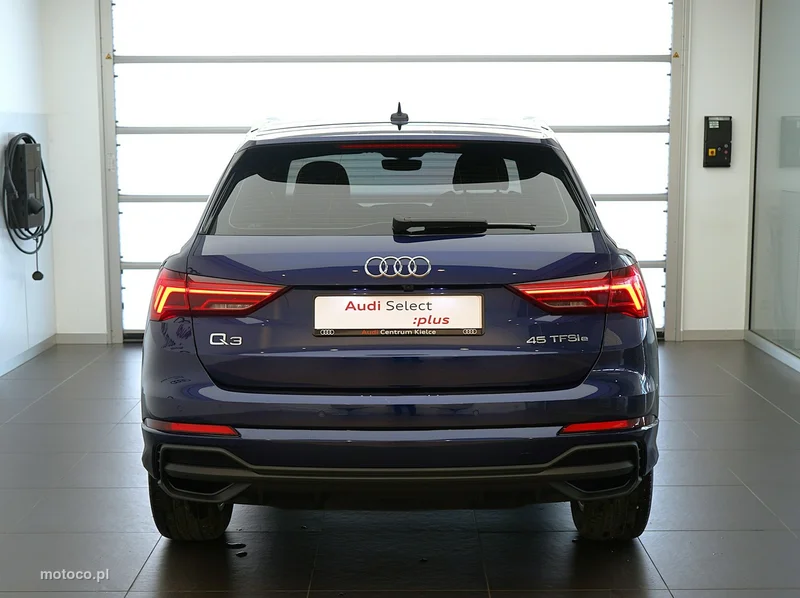 Audi Q3 F3 3